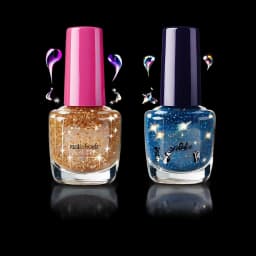 Sparkling nail polish